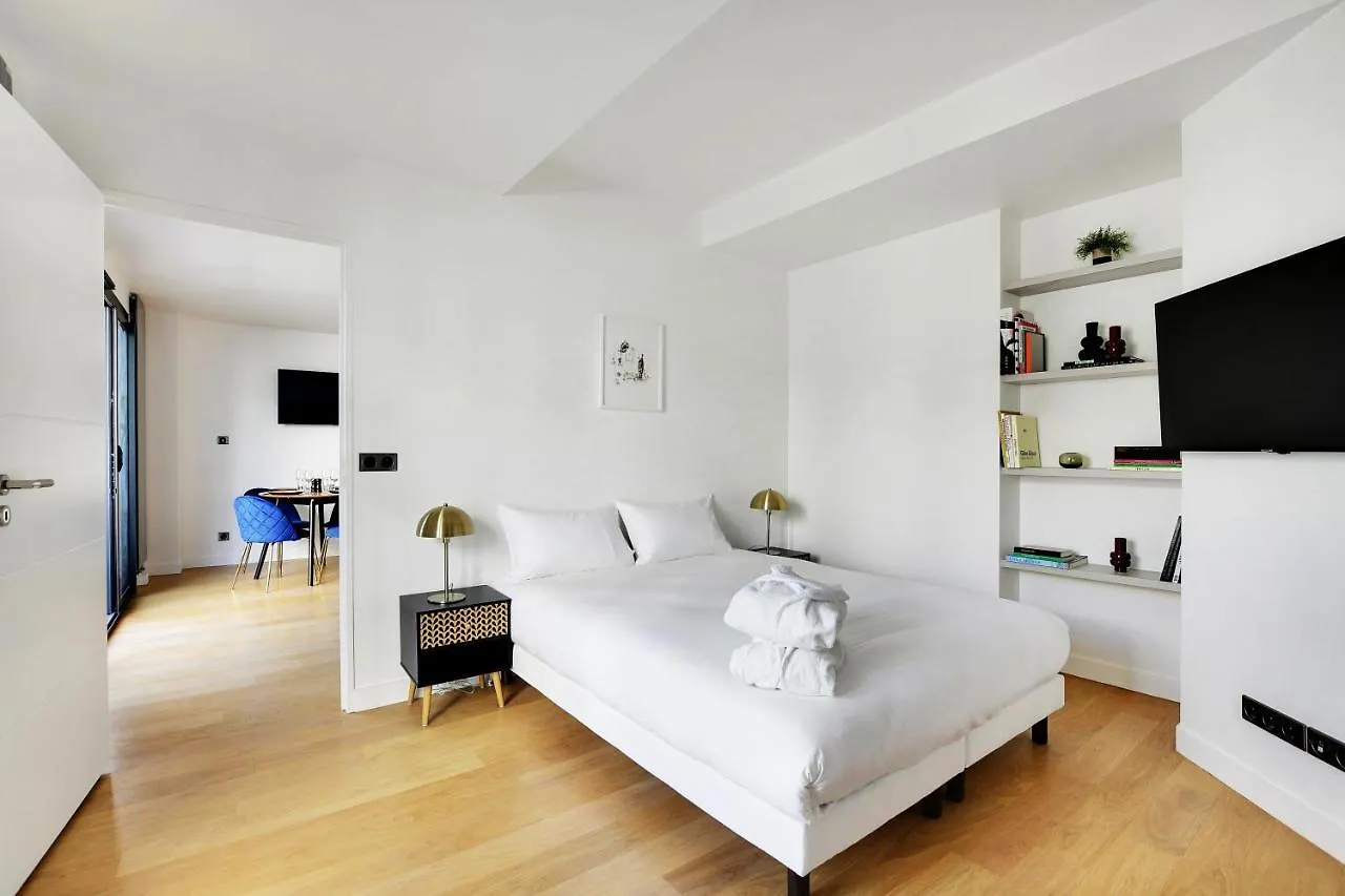 Отель Drawing House 4*